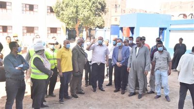محافظ أسيوط يتابع أعمال إنشاء مدرسة عمر طه للتعليم الأساسي بقرية الواسطى 