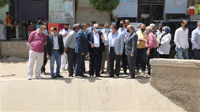 بعد غرق طفل.. تركيب أسوار حديدية حول ترعة ديا الكوم بالمنوفية