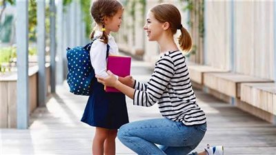 كيف تستعد الأمهات لبدء العام الدراسي الجديد.. استشاري علاقات أسرية تجيب