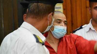 كيف قضى سفاح الجيزة 60 يوما في مستشفى العباسية للأمراض النفسية؟ | مستندات