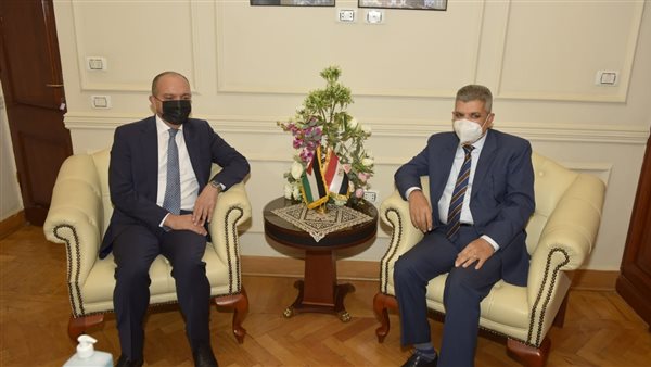 الفريق أسامة ربيع