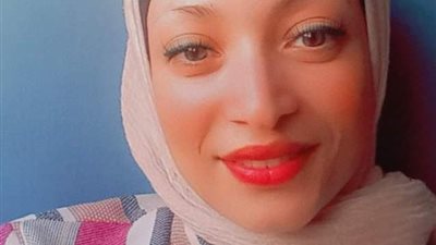 بتعلميني غلط والمس هتزعقلي بسببك.. حكاية ولية أمر تحولت من الفشل إلى 8 مؤلفات ودبلومة بجامعة عين شمس 