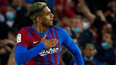 أراوخو: كنت قريبا من الانتقال إلى ريال مدريد.. ولن أرحل عن برشلونة