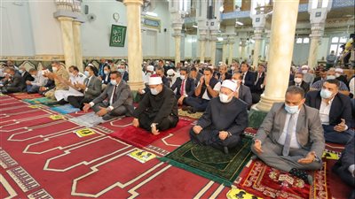 وزير الأوقاف ومفتي الجمهورية يؤديان صلاة الجمعة بالبحيرة استعدادًا لافتتاح 14 مسجدًا