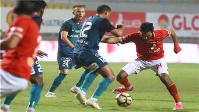 في غياب الـVAR.. اتحاد الكرة يعلن طاقم تحكيم مباراة الأهلي وإنبي 