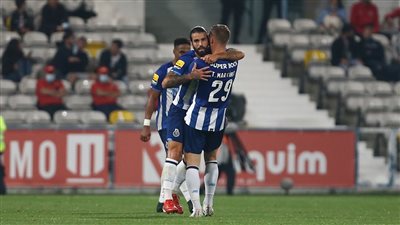 هدف مهدي تارمي مع بورتو في مرمى جل فيسنتي يلفت أنظار الجميع | فيديو