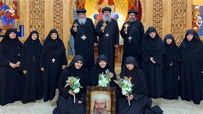راهبات جديدات بدير الشهيدة دميانة في البراري ورسامة 53 شماسة بكنيسة مصر الجديدة 