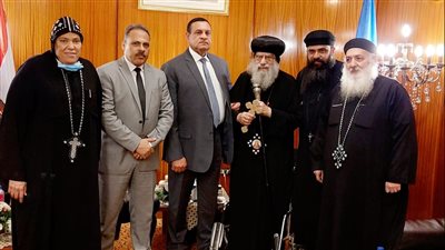 محافظ البحيرة يستقبل نيافا الأنبا باخوميوس لتقديم التهنئة بالعيد القومي للمحافظة