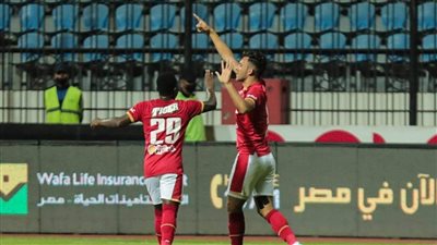 كأس مصر.. صلاح محسن يتقدم بالهدف الأول للأهلي في شباك إنبي