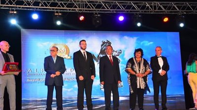 محافظ الإسكندرية: إقامة مهرجان السينما رغم جائحة كورونا يثبت تقديرنا لرسالة الفن