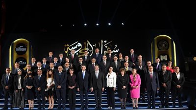  وزير السياحة يعقد لقاءًا موسعًا مع 60 سفيرًا مصريًا وقنصلًا من الموفدين لتمثيل مصر بالخارج | صور