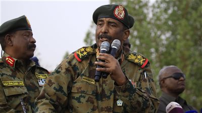 البرهان: حريصون على إتمام الانتقال وإجراء الانتخابات السودانية في موعدها