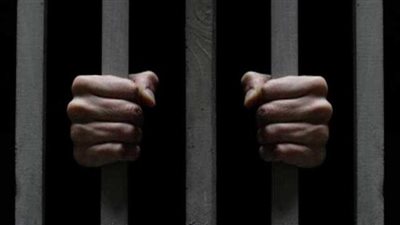 قاتل طفلته الرضيعة بالقناطر: بتعيط كتير فخنقتها ورميتها في الزبالة