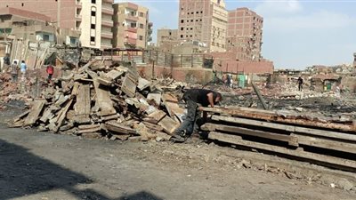 إزالة التعديات على حرم السكة الحديد بعزبة بلال في الشرابية