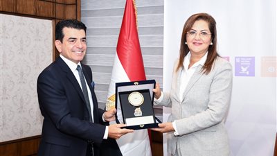 التخطيط: تنفيذ حملة المليون ريادي لـ الدول الأعضاء لمنظمة الإيسيسكو وإتاحتها بـ 4 لغات 