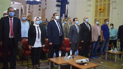 محافظ البحيرة ورئيس قصور الثقافة يفتتحان القاعة الذكية بمركز الإبداع الفني بدمنهور