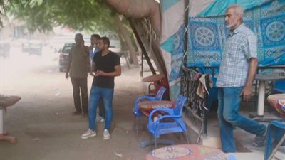 رئيس حي شرق شبرا بالقليوبية: التصدي للإشغالات بشوارع الحى لتيسير الحركة المرورية 