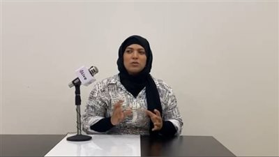 رنا تستغيث: طليقي طعن ابنه بسبب كورونا وخطف البنتين.. هاتولي عيالي منه