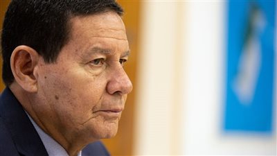 في زيارة رسمية.. نائب رئيس البرازيل وزوجته يصلان إلى مصر اليوم 