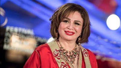 الطب النفسي ملجأ الفنانين.. إلهام شاهين في فرنسا لتلقي العلاج