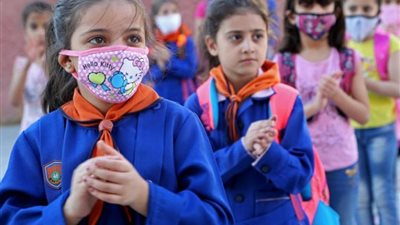 يتيمة وأنا ظروفي متسمحش.. ولية أمر تشكو تعنت مُدرسة ضد ابنتها بسبب الدرس الخصوصي