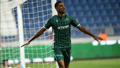 كونيا سبور يهنئ أحمد حسن كوكا بمناسبة عيد ميلاده الـ 29