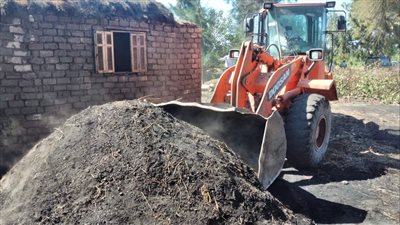 إزالة 25 مكمورة فحم بقرية بكفر الشيخ وتحرير 40 محضرًا للمخالفين