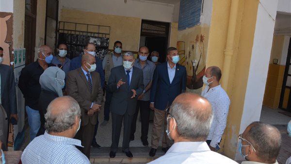 محافظ المنيا يتفقد