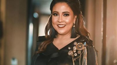 مي كساب: عيطت لما قرأت ورق حكاية عقبال عوضك بسبب تعب أبويا 