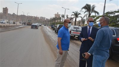 محافظ القليوبية يتابع أعمال النظافة ورفع الإشغالات بشبرا والخصوص