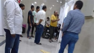 دراجة نارية تقتحم استقبال مستشفى السويس.. ووكيل الصحة: هنحاسب المسؤول | صور