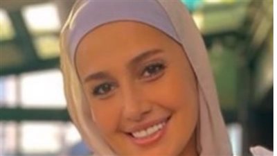 دينك ملكك اعملي اللي حساه وراضية به.. نجوم الفن يهنئون حلا شيحة بعد ارتدائها الحجاب