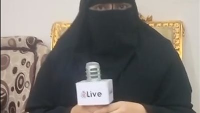 كوافير يحرق شعر فتاة بالمنصورة.. ووالدتها: أصيبت بعاهة | فيديو