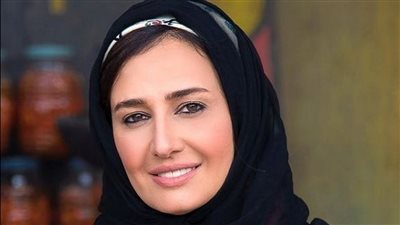 بعد تصريحات والدها.. حلا شيحة تعود للحجاب من جديد