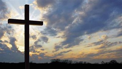 الكنيسة الأرثوذكسية تواصل الاحتفال بـ عيد الصليب لليوم الثالث