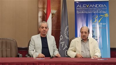 دريد لحام ممازحًا: أخشى المخابرات السورية أكثر من الله |فيديو