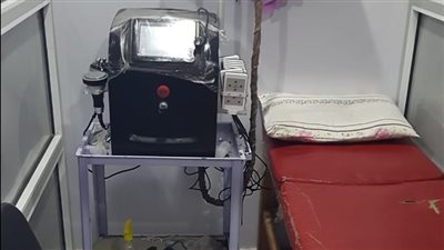 ضبط 3 عيادات ومركزي علاج طبيعي دون ترخيص في البحيرة