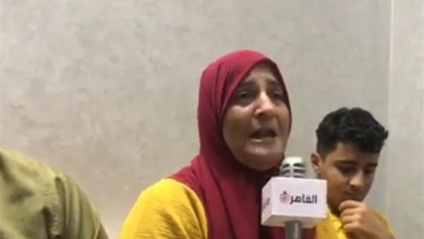 والدة الطالب المختطف