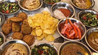 الإحصاء: 62 مليار جنيه شهريًا حجم إنفاق المصريين على الطعام والشراب