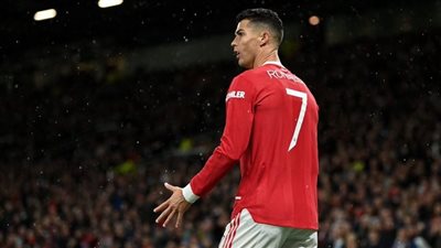 كريستيانو رونالدو يفوز بجائزة لاعب الشهر مع مانشستر يونايتد