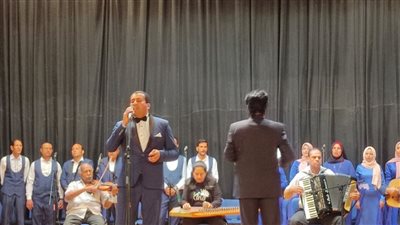 مهرجان العامية يواصل تكريم الشعراء.. وعروض حياة كريمة تجوب المنيا 