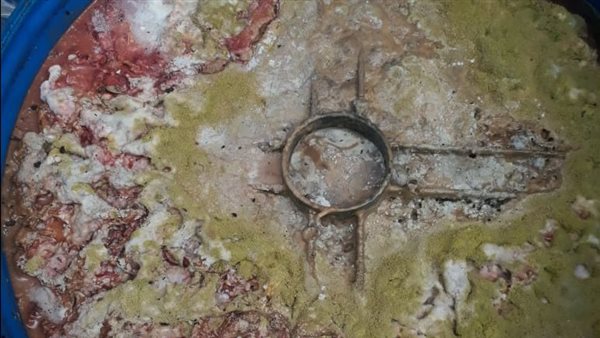 ضبط مخلل فاسد بالبحيرة