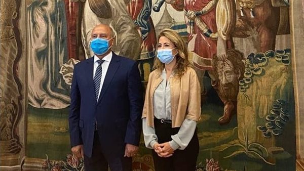 وزير النقل ونظيرته