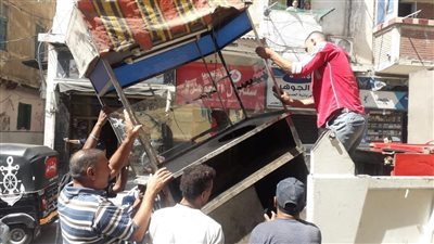تحرير 1700 محضر متنوع وغلق 22 محلا ومقهى وتحصيل 115 ألف جنيهًا غرامات فورية