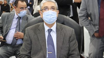 وزير الكهرباء: تنفيذ 47 مركز تحكم آلي خلال عام ونصف