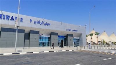 مطارا الغردقة ومرسى علم يستقبلان 130 رحلة على متنها 23 ألف سائح 