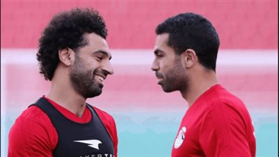 أزمة شارة قيادة منتخب مصر تظهر من جديد بعد انضمام أحمد فتحي 