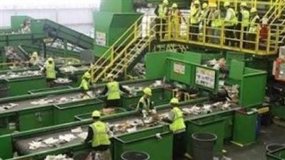 مشروع حلول بالجامعة الأمريكية يقدم توصيات للقطاع الصناعي لتبني استراتيجية الاقتصاد الدّوار