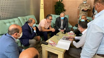 وصول وزيري التنمية المحلية والسياحة إلى الأقصر لمتابعة تنفيذ مشروعات إحياء طريق الكباش 