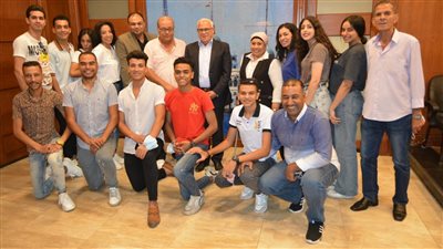 المحافظ يستقبل فرقة بورسعيد القومية للفنون الشعبية | صور 